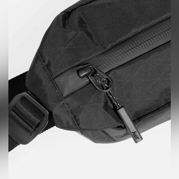 Aer City Sling 2 X-Pac in Black - Picture 14 of 15